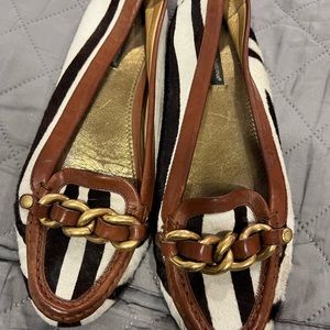 Brown and white dolce & Gabbana lofters. Size 7.